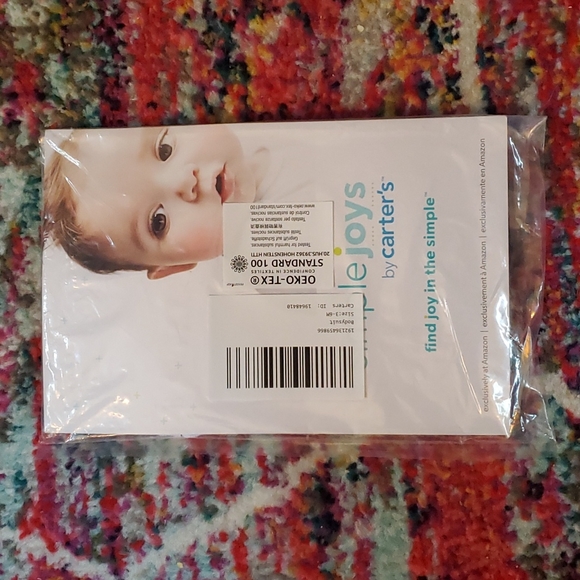 Carter's new in package short-sleeve onesie/bodysuit - Picture 2 of 6